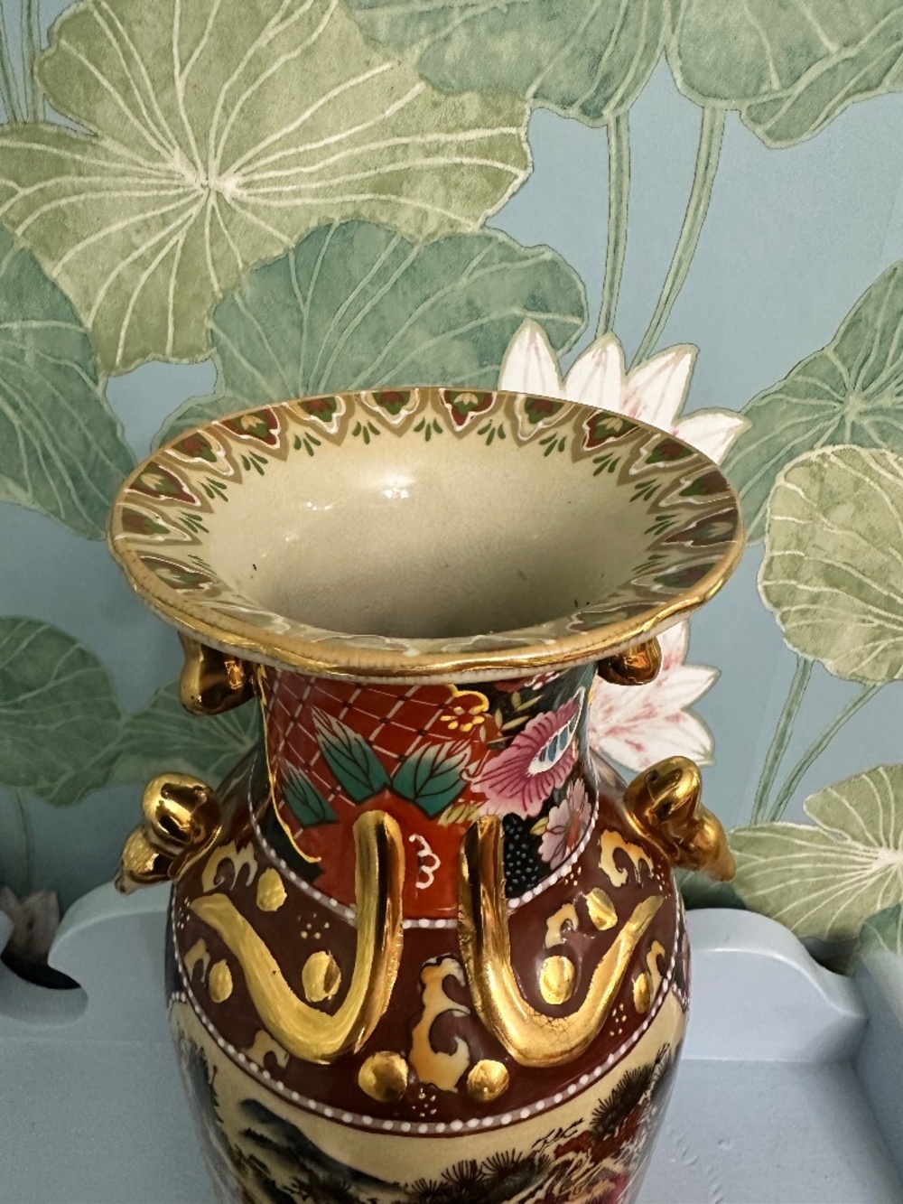 Decorative Hand-Painted Asian Porcelain Vase in Red, Gold, Cream - Picture 3 of 3
